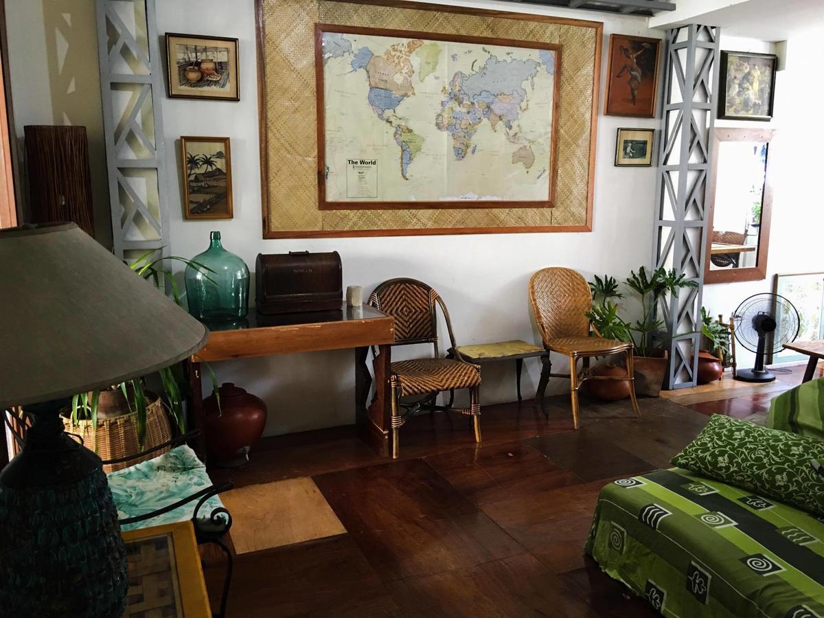 Humble Hut Hostel Manila Ngoại thất bức ảnh