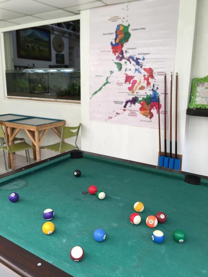 Humble Hut Hostel Manila Ngoại thất bức ảnh
