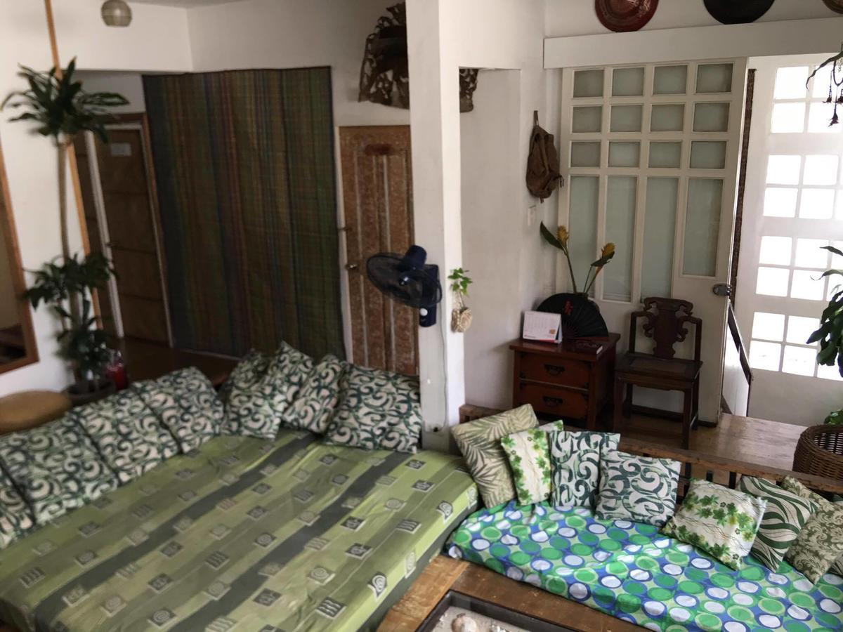 Humble Hut Hostel Manila Ngoại thất bức ảnh